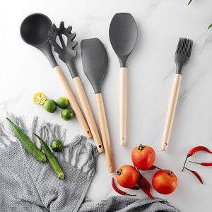 Silicone Kitchenware Cooking Utensils Set Non-stick Cookware Spatula Shovel Egg Beaters Wooden Handle